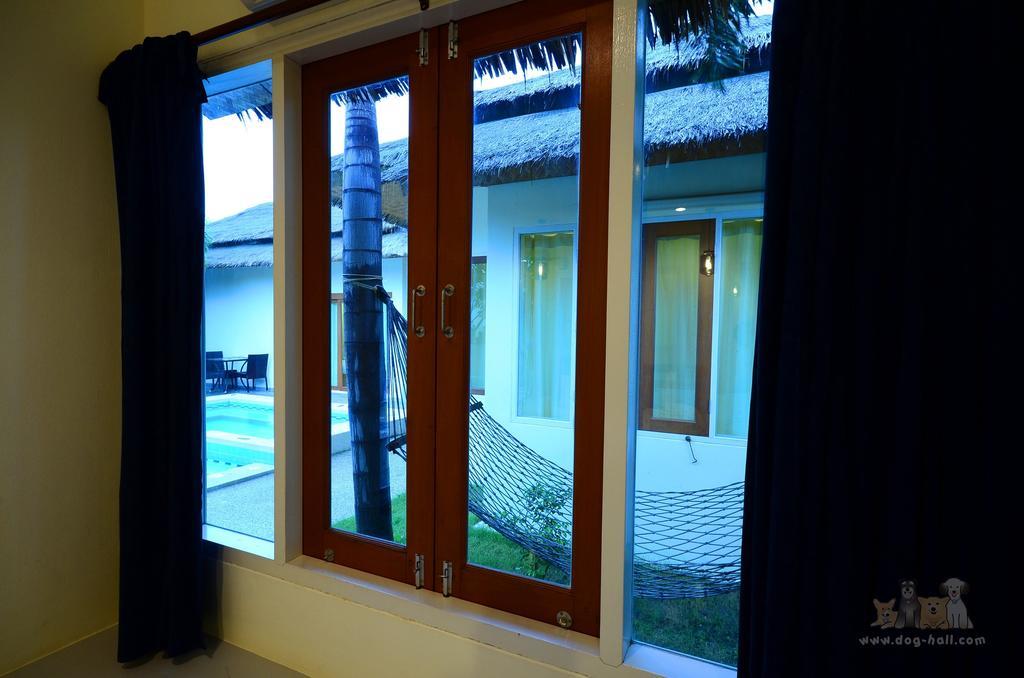 8 Hua Hin