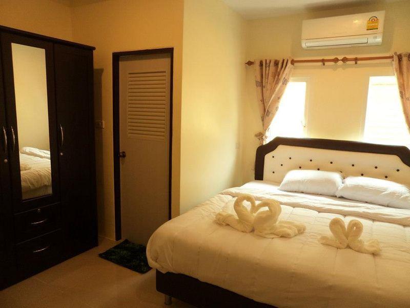 Bann Lom Le Hua Hin
