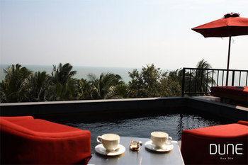 Dune Hotel