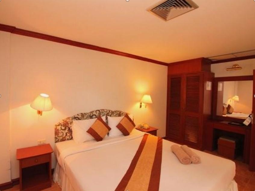 Tanawit & 3* Hua Hin