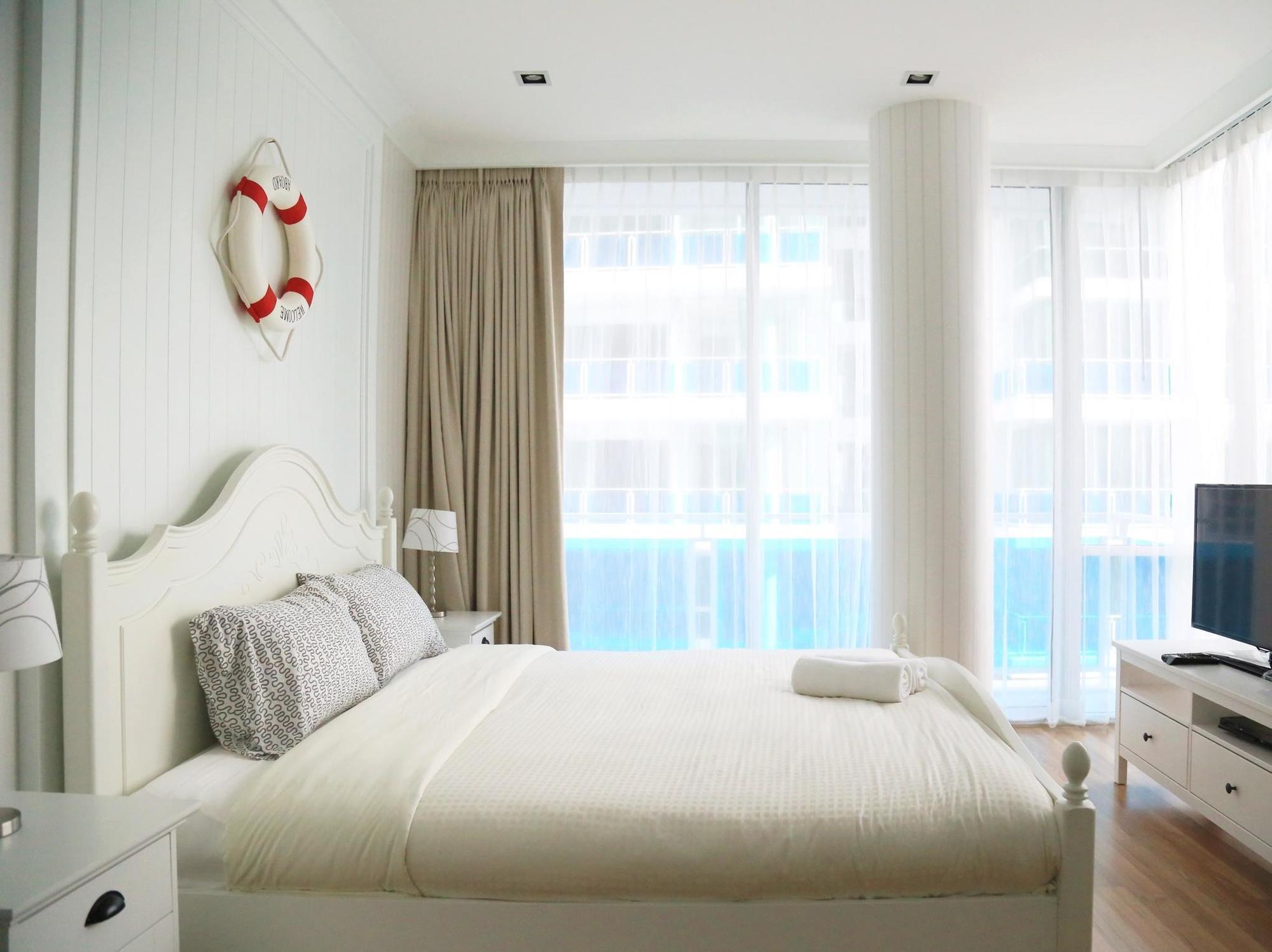 My A303 Apartment HHQ