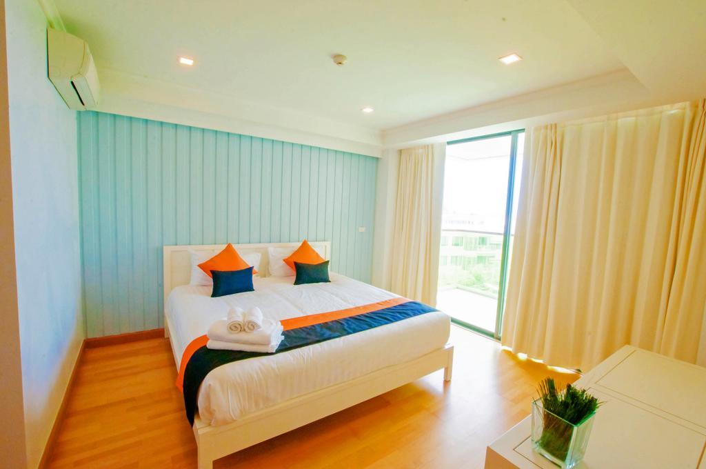 Rocco Seaview Hua Hin