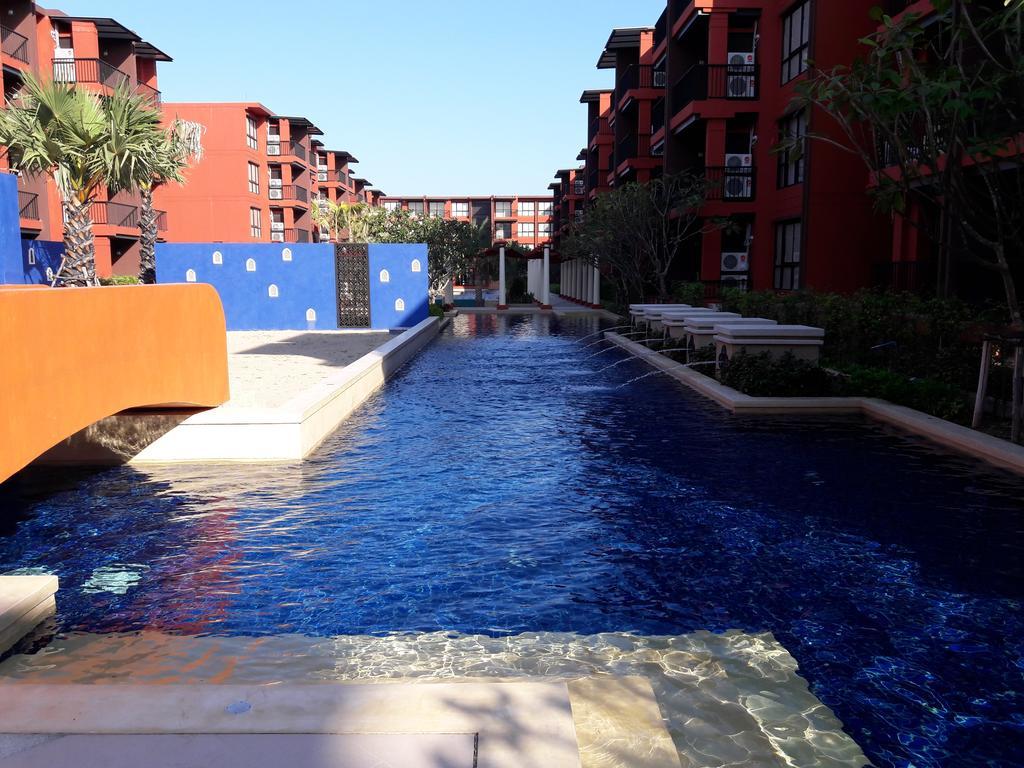 Bluroc Hua Hin Resort Condo Hua Hin
