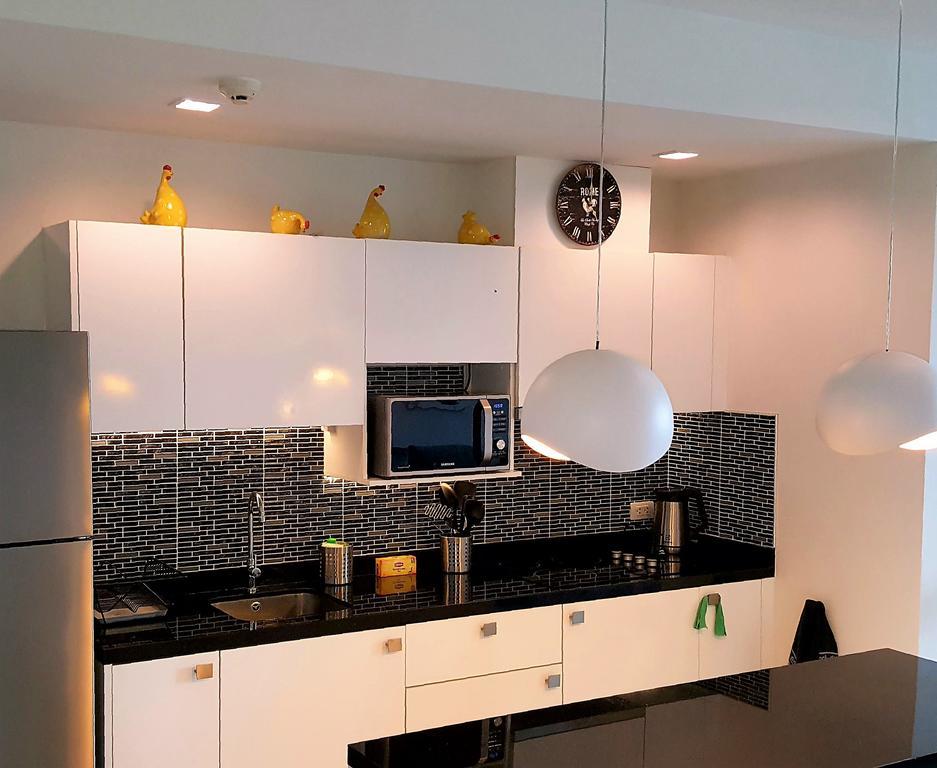 Apartment Baan View Viman Room 301
