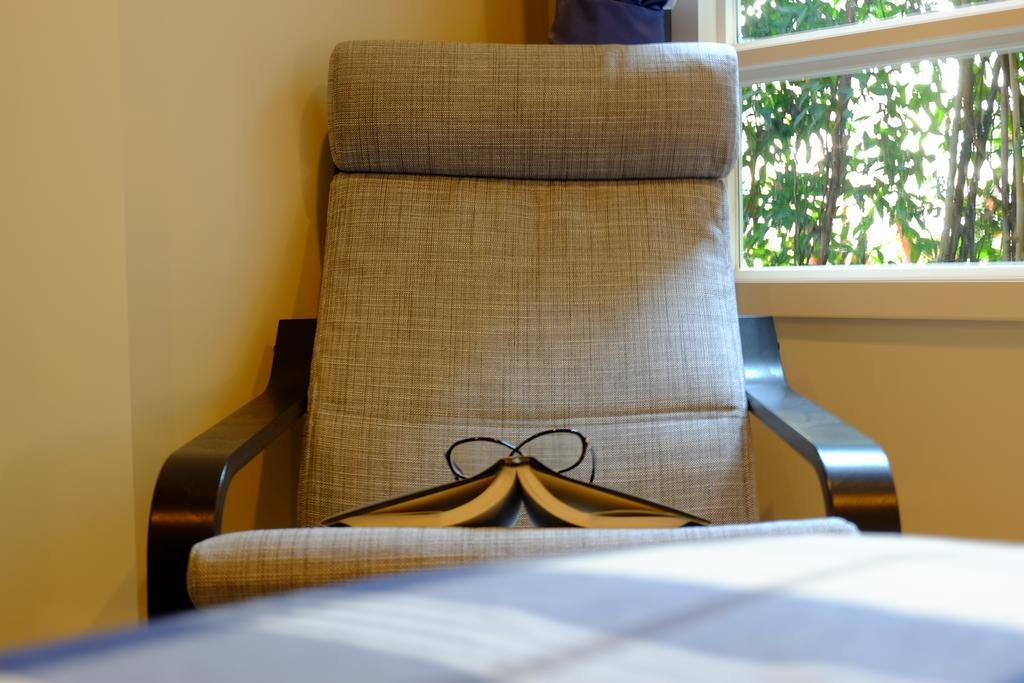 Pool Access 2 Bedrooms Autumn A116 Apartment