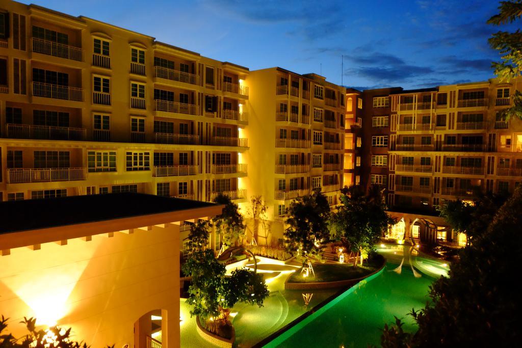 Pool Access 2 Bedrooms Autumn A116 Apartment *
