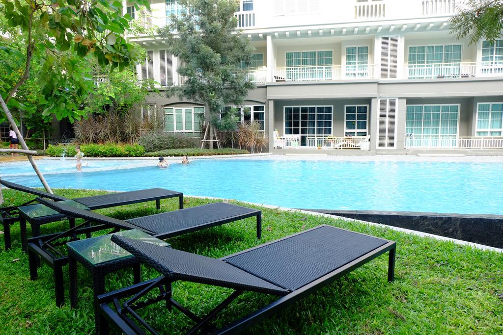 Apartment Pool Access 2 Bedrooms Autumn A116 *