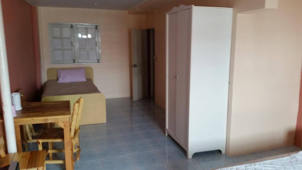 Oskar's Guest house 2*