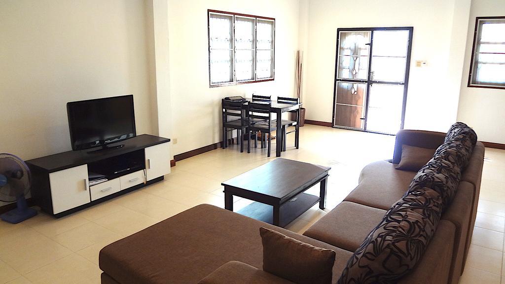 Palm Village Villa *
