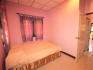 Baan Yusabai Hotel 3*