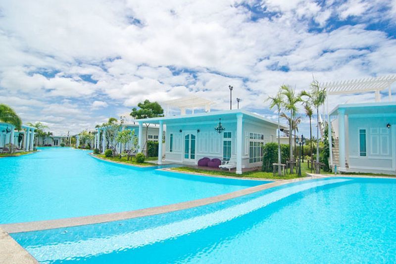 The Sea-cret Garden Hotel