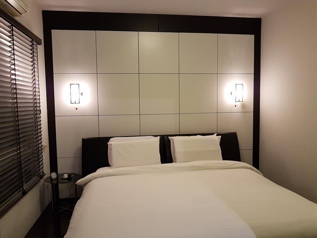 Flame Tree 2-bedroom Apartment