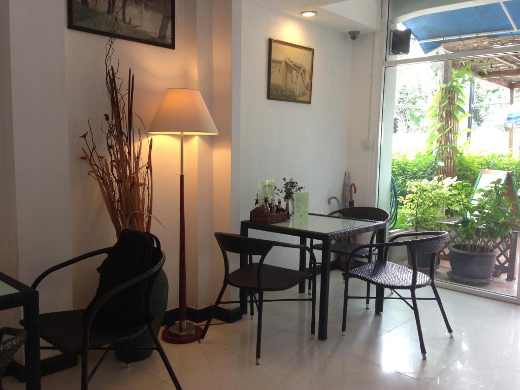 Corner Cafe Bed & Breakfast Hua Hin
