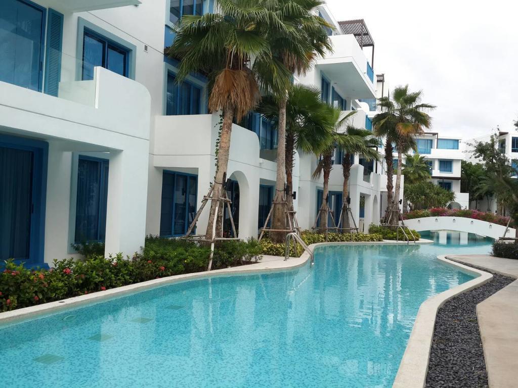 The Crest Santora Beach Front Apartment