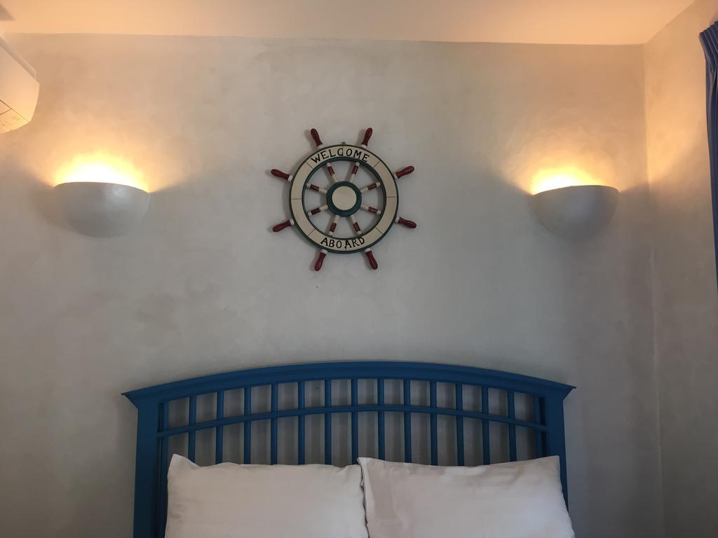 Apartment The Chelona Pool Access By Away *