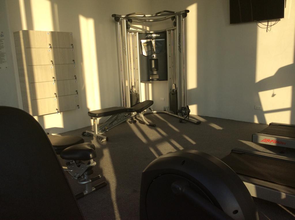 The Chelona Pool Access By Away Apartment *