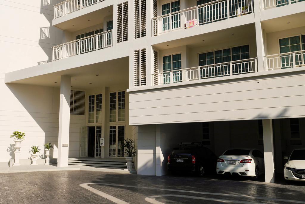 2 Bedroom Summer Apartment Hua Hin