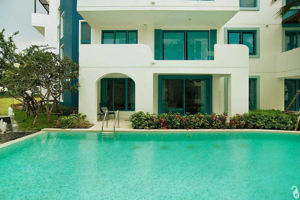 The Crest Santora Beach Front Apartment