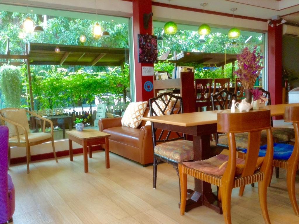 Chanchala Cafe & *