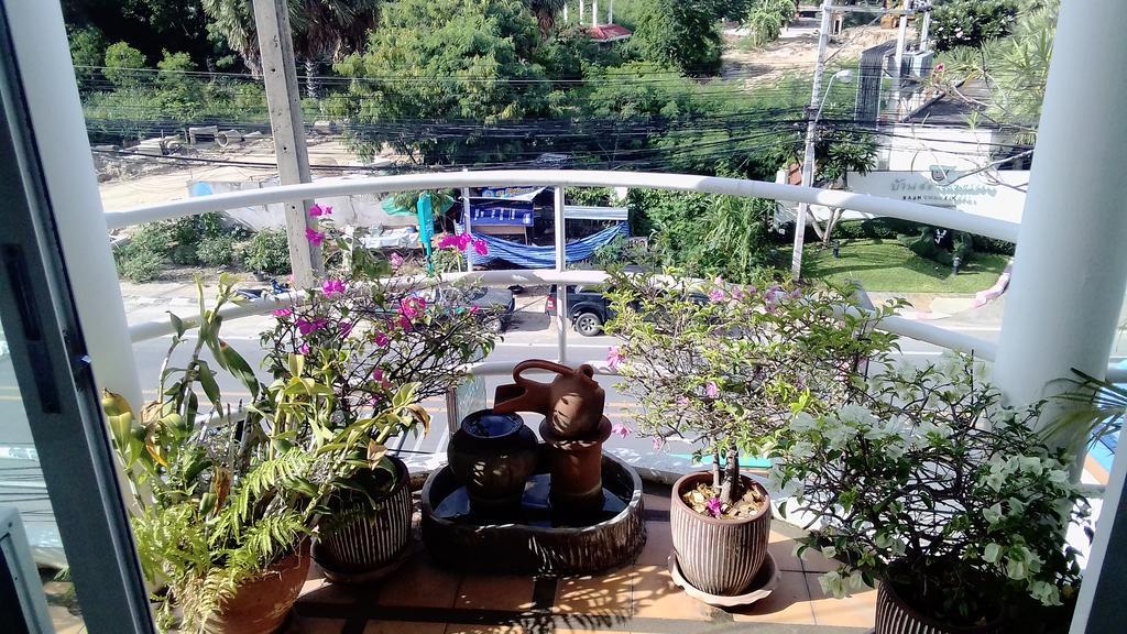 Corner Cafe Bed & Breakfast