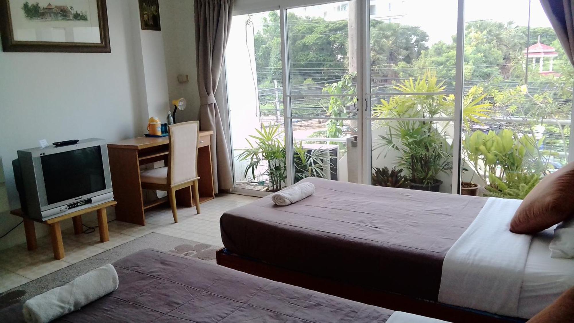 Corner Cafe Bed & Breakfast