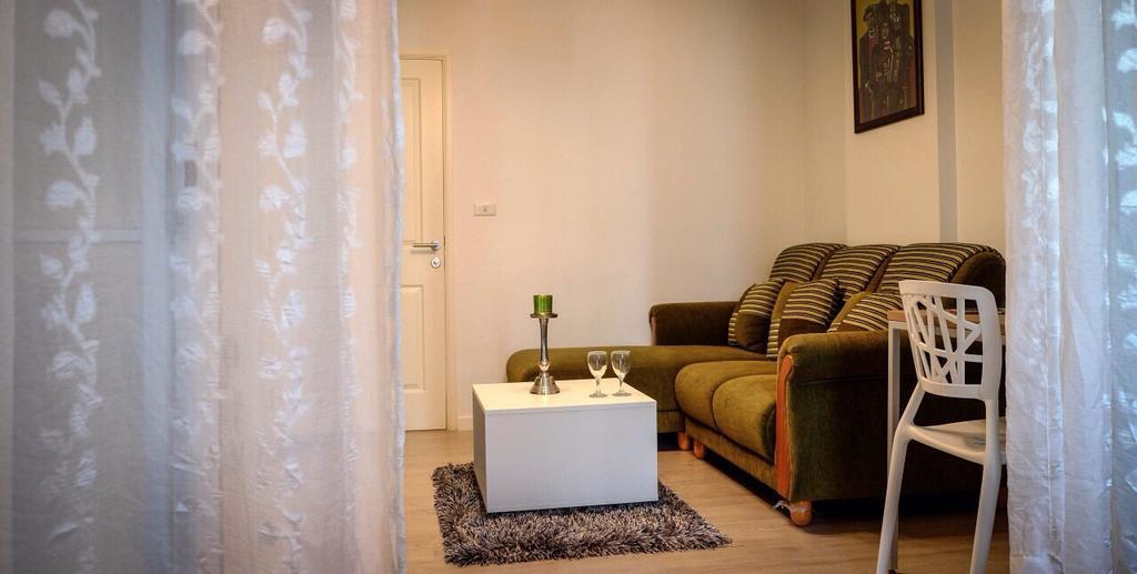 Apartment Baan Peang Ploen By Ying *