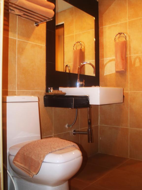 The Hideaway 3*