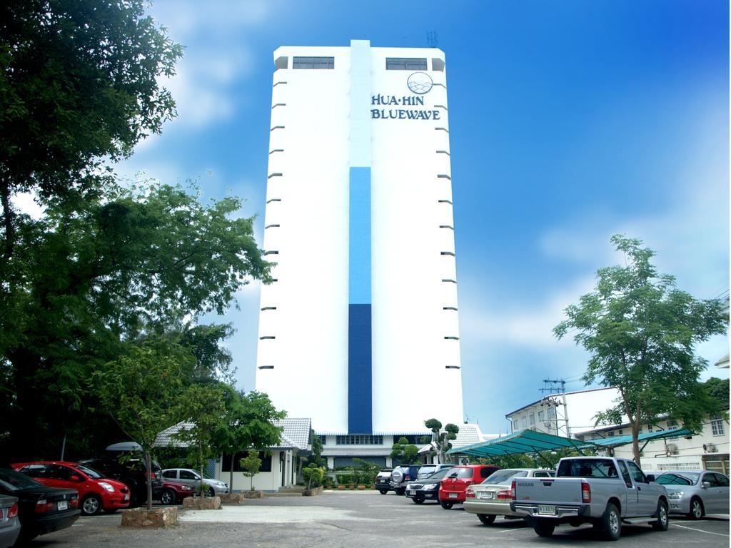 Blue Wave Tempat peranginan
