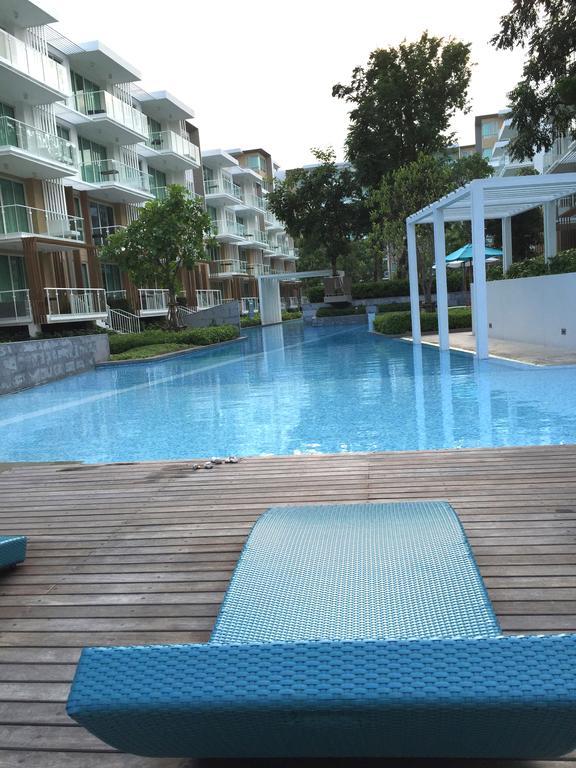 Luxury Beachfront Apartment