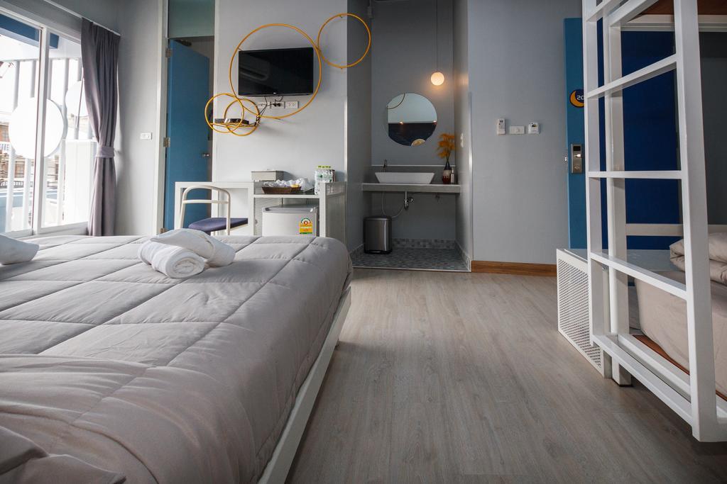 Hostel The Moon *