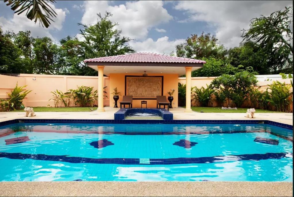 Siam Star Luxury Villa *