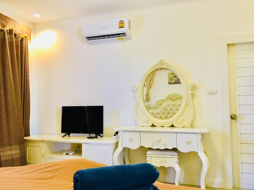 Numsai Pool Hua Hin
