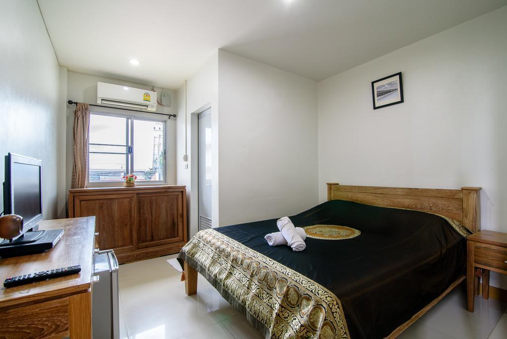 Victor Guest house