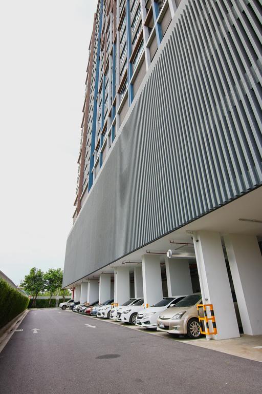 Appartement Baan Kiang Fah Sea View Next To True Arena
