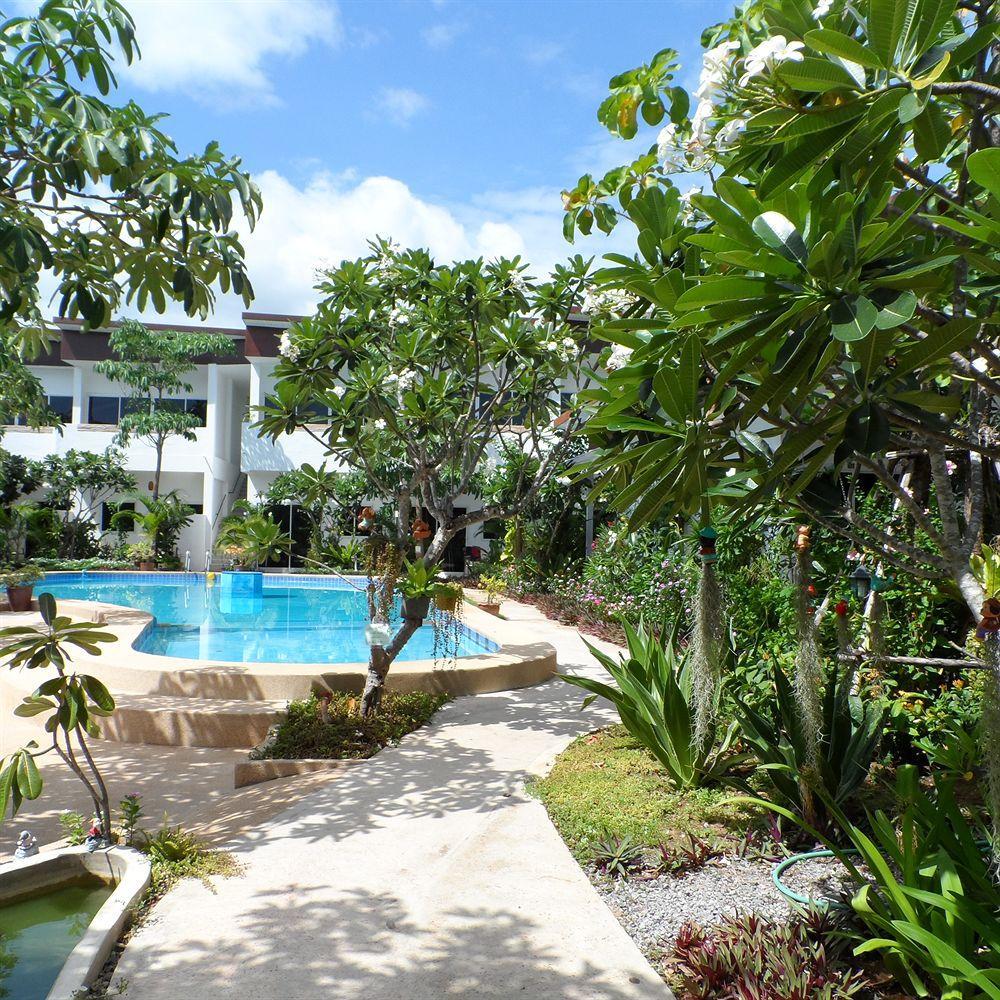 Baan Sabaaidee - Adult Friendly HHQ