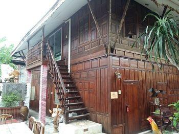 Inn Pattana 2*