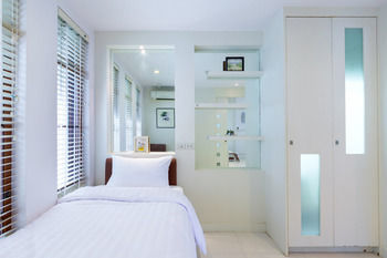 Hotel Baan Lonsai Beachfront Condominium Hua Hin