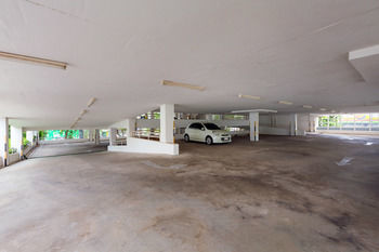 Baan Lonsai Beachfront Condominium