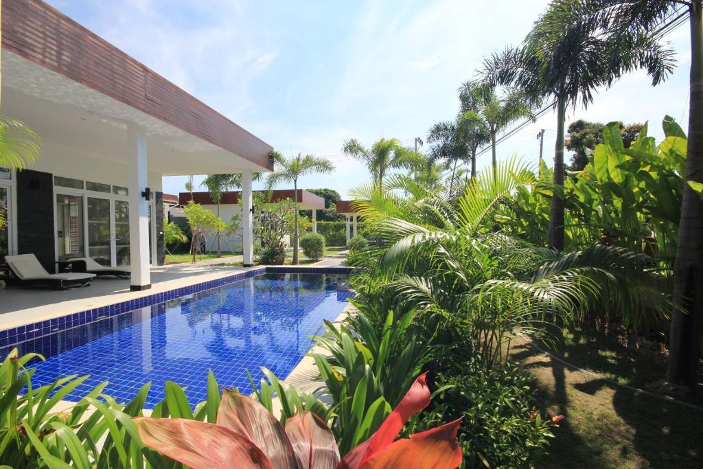 Lotus & 4* Hua Hin