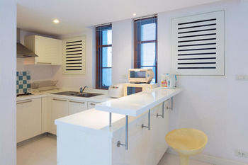 Baan Lonsai Beachfront Condominium Hotel Hua Hin