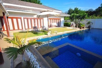 ทิวาพูลวิลล่า Thiva Pool *
