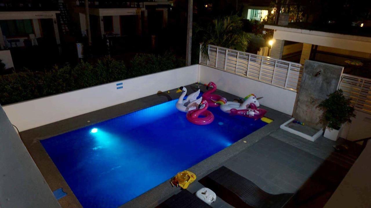 @chain Pool * Hua Hin