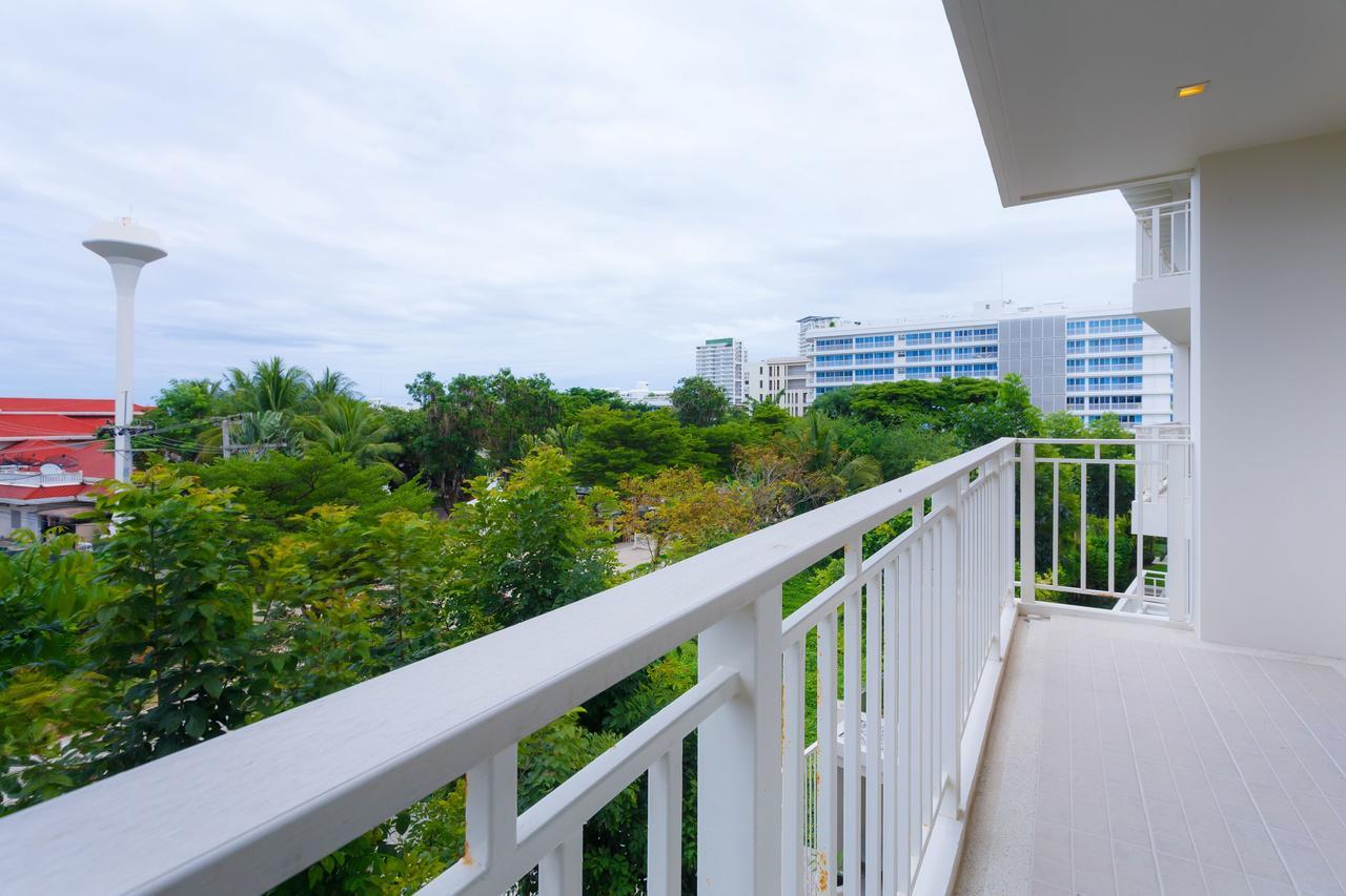 Summer Hua Hin