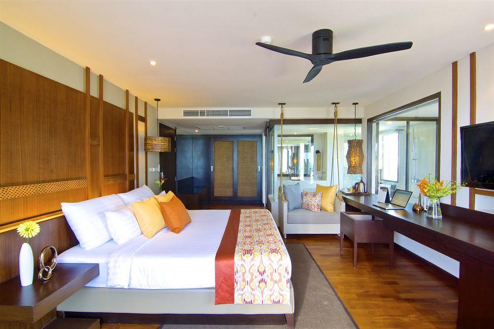 The Rock Beachfront Resort 4*