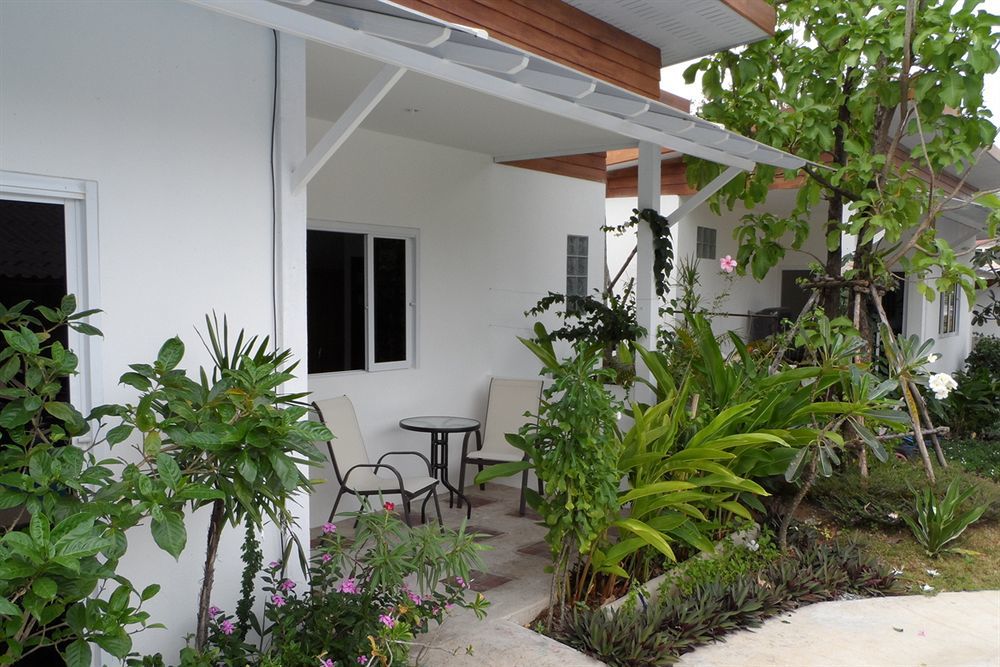 Baan Sabaaidee - Adult Friendly