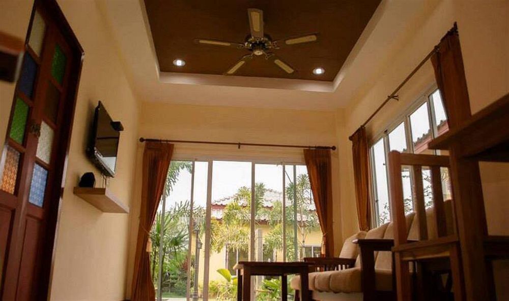 Oyo 268 Paradee Hua-hin Resort 3*