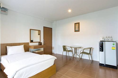 Khách sạn Oyo 227 Suchaya House Hua Hin