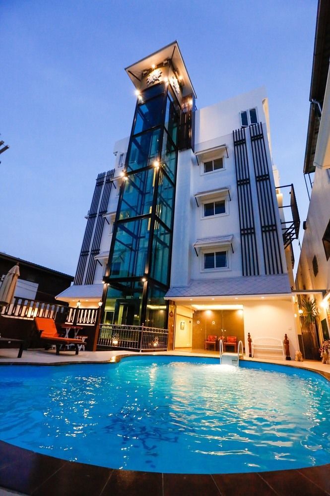 White - Sha Certified 2* Hua Hin