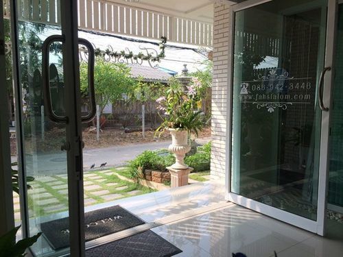 Hotel Baan Fahslalom Hua Hin