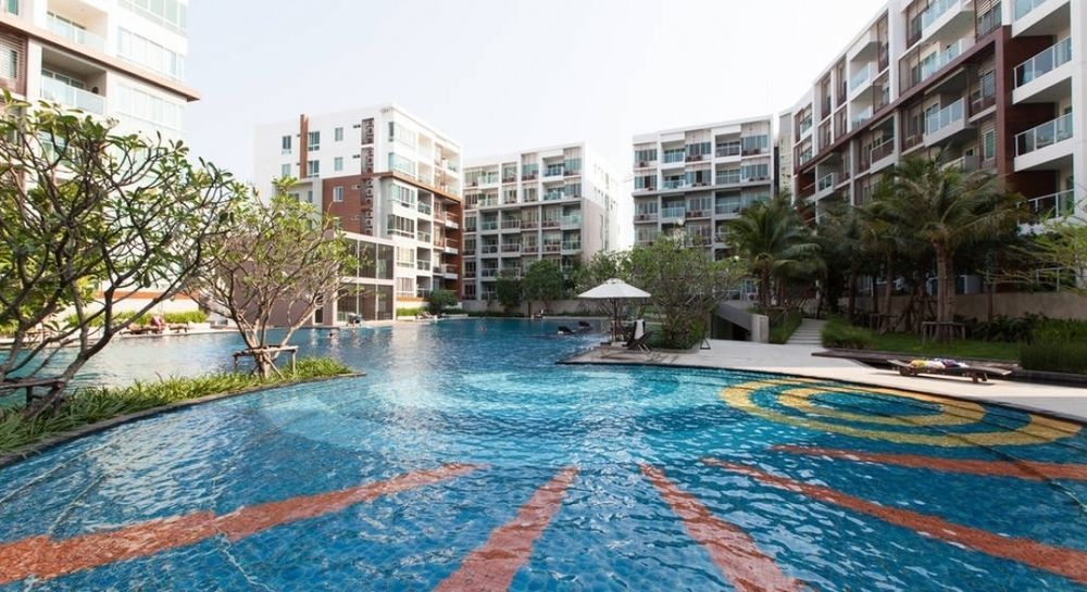 The Seacraze Hua-Hin By Montri C. * Hua Hin